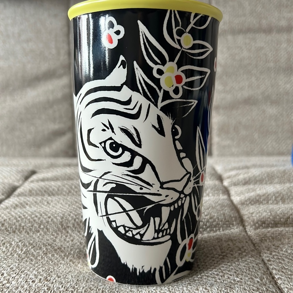 Starbucks 12oz White Sumatra Tiger tumbler- New never been used.